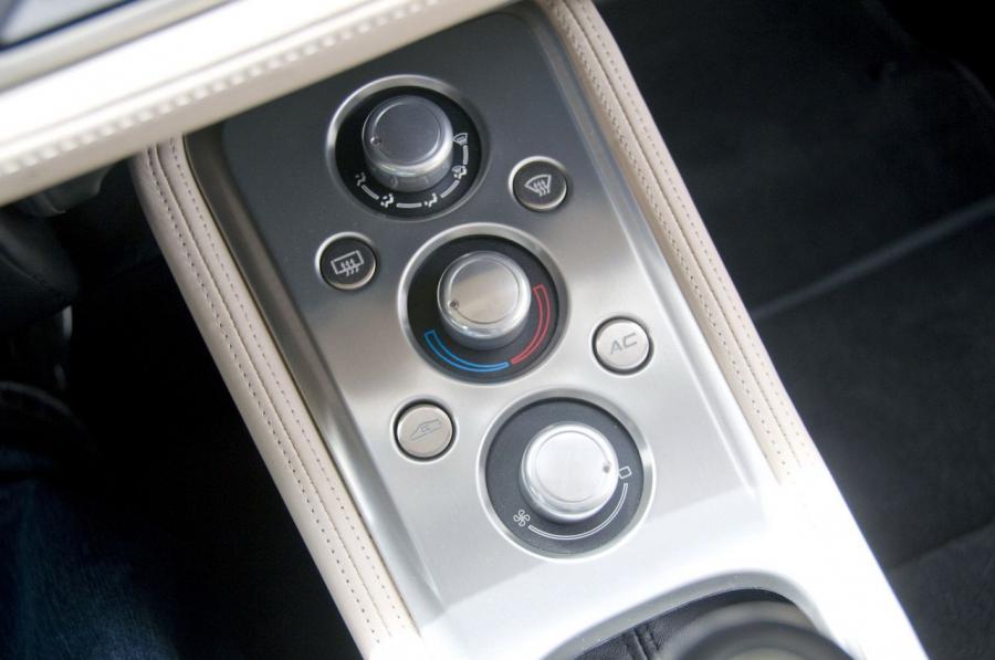  Lotus Evora 2010 года  (фото 14 из 83)